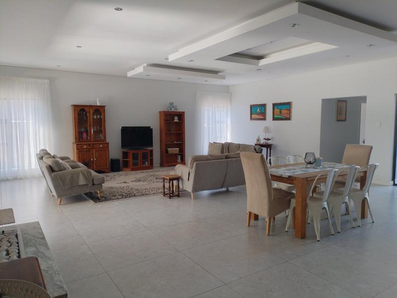 4 Bedroom Property for Sale in Heron Banks Golf Estate Free State